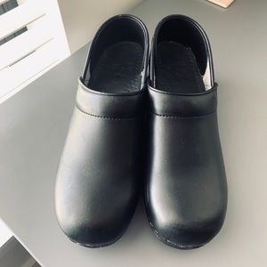 Dansko Leather Clogs - great condition
